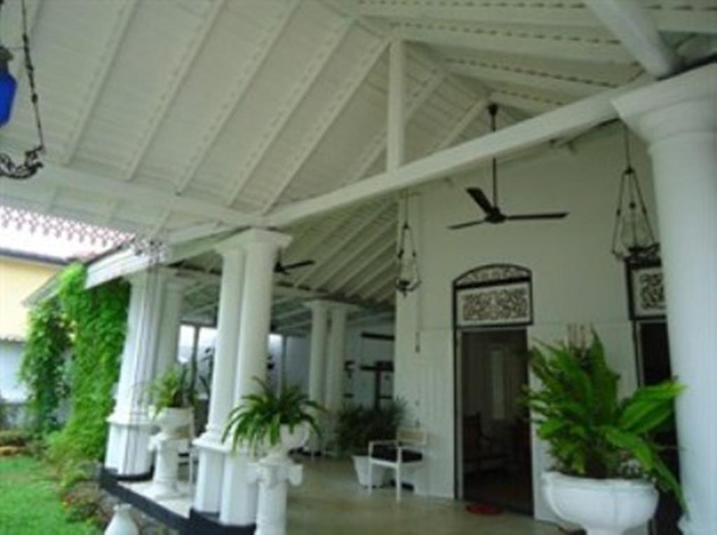 Villa Blanco Dehiwala-Mont Lavinia Extérieur photo