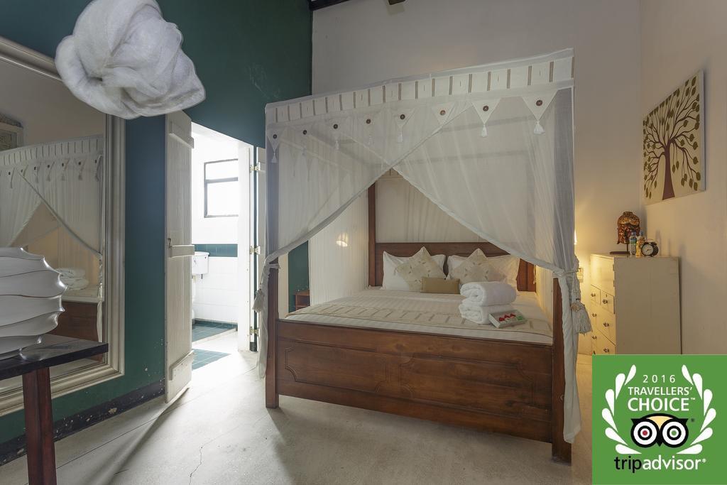 Villa Blanco Dehiwala-Mont Lavinia Extérieur photo